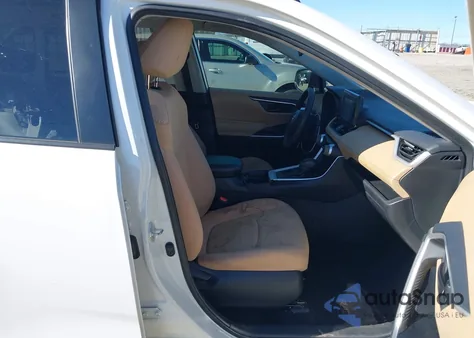 2021 Toyota Rav4 Le z USA, uszkodzony, nr VIN 2T3H1RFV0MC156128